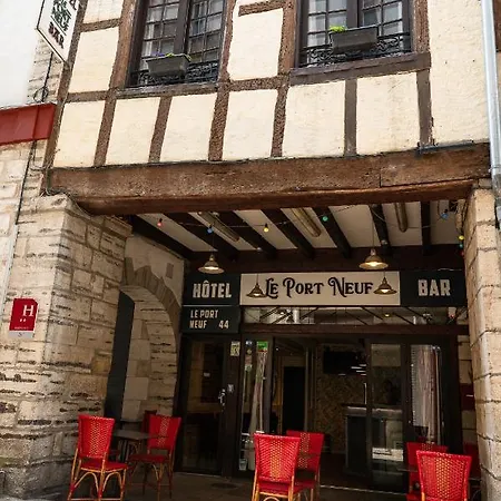Hotel Le Port Neuf 2*