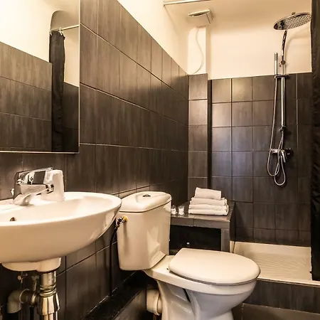 Le Port Neuf 2* Baiona