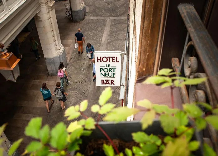 Le Port Neuf Hotel